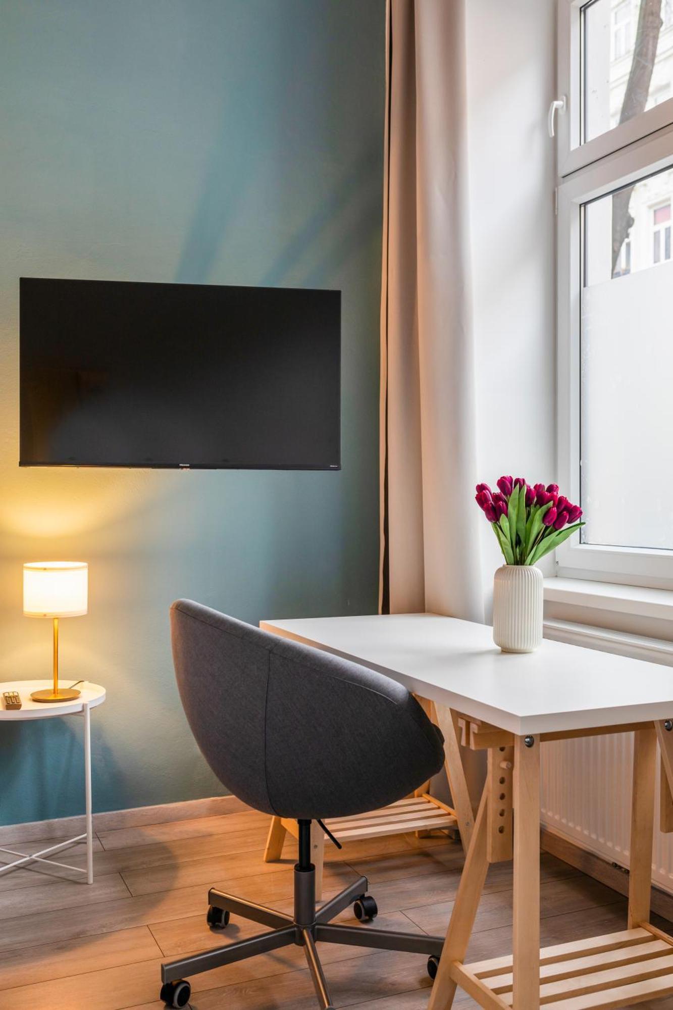 2 Bed Rooms I 82 M2 I Comfy I 160 Mbit Wifi เวียนนา ภายนอก รูปภาพ